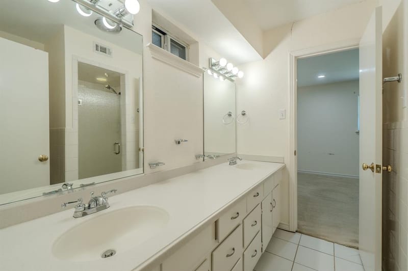 7616 Woodstone Lane, Dallas TX 75248 - Photo 18