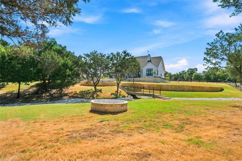 1065 Whispering Oaks, China Spring TX 76633 - Photo 34