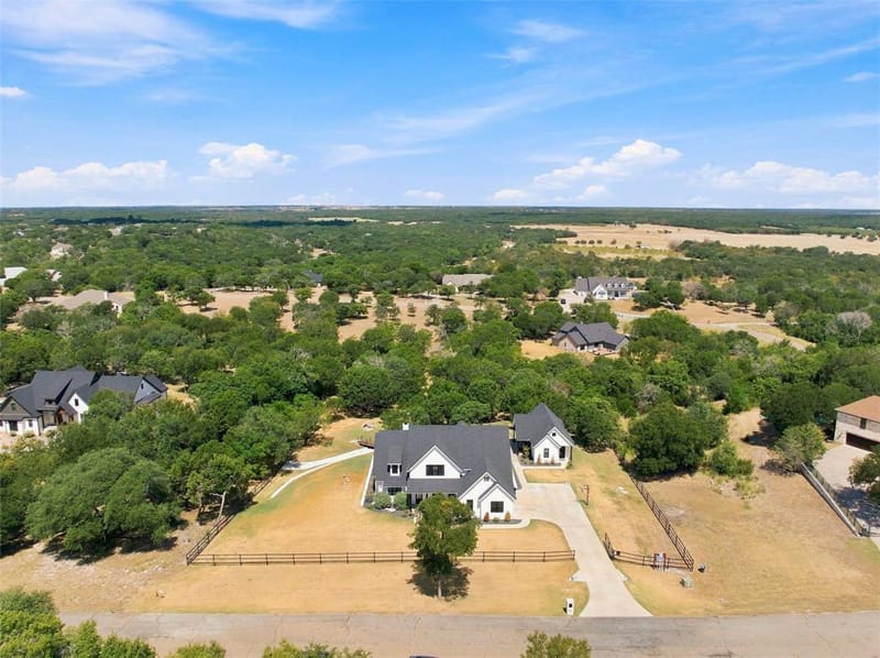 1065 Whispering Oaks, China Spring TX 76633 - Photo 35