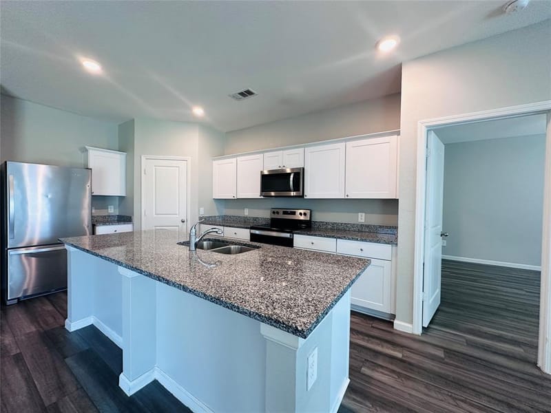 13341 Pine Dunes Drive, Fort Worth TX 76052 - Photo 7