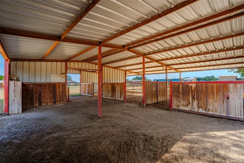 22240 N US Highway 281, Stephenville TX 76401 - Photo 9