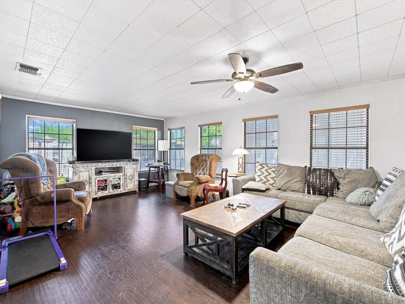 100 NW Jill Ann Drive, Burleson TX 76028 - Photo 5