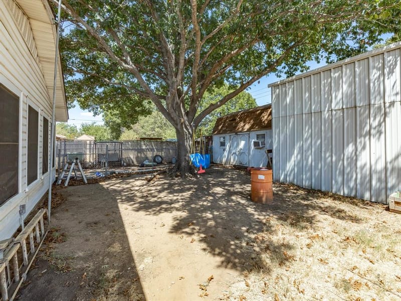 100 NW Jill Ann Drive, Burleson TX 76028 - Photo 33