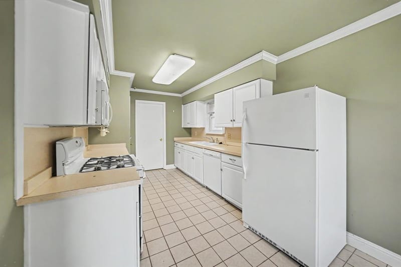 3917 High Summit Drive, Dallas TX 75244 - Photo 5