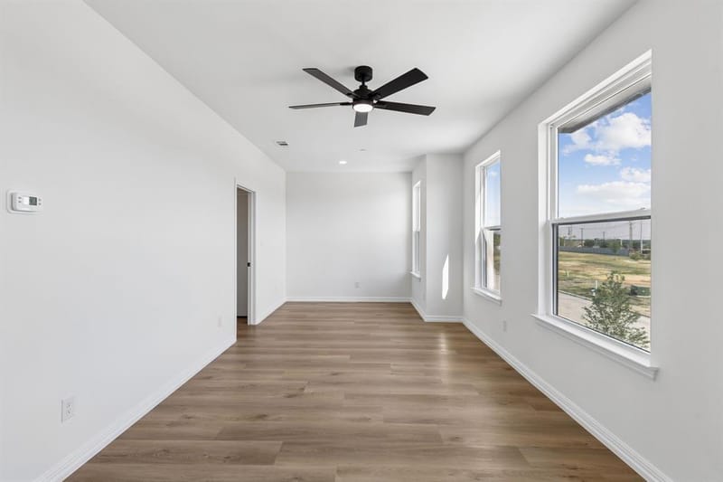 4457 Crescent Heights Road, Garland TX 75043 - Photo 17