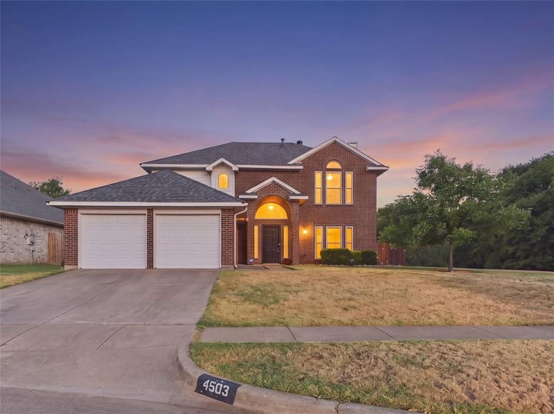 4503 Queenswood Drive, Grand Prairie TX 75052