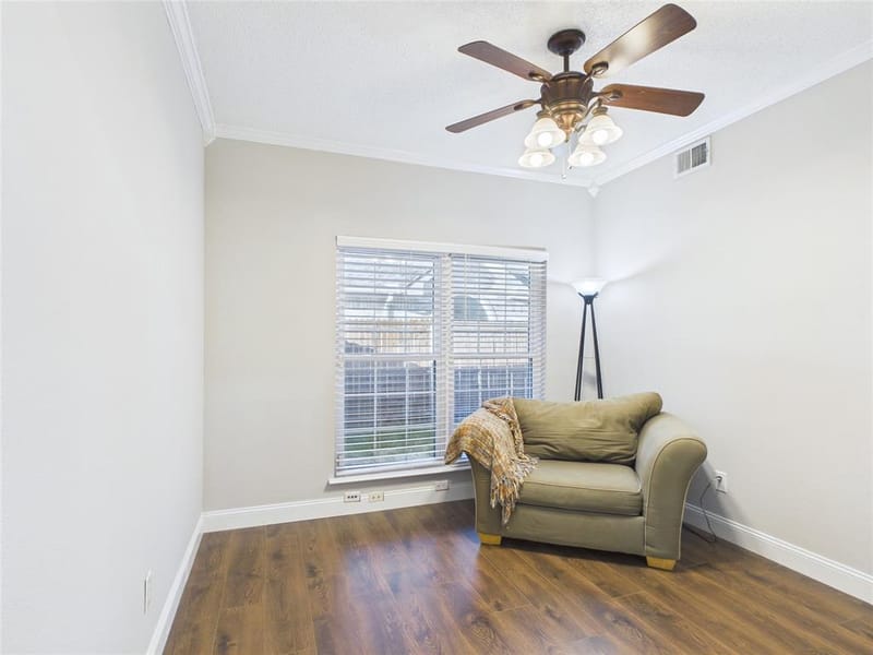 4503 Queenswood Drive, Grand Prairie TX 75052 - Photo 11