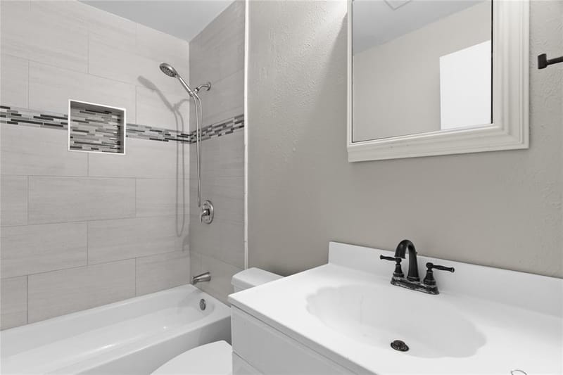 2200 Etain Road, Irving TX 75060 - Photo 16