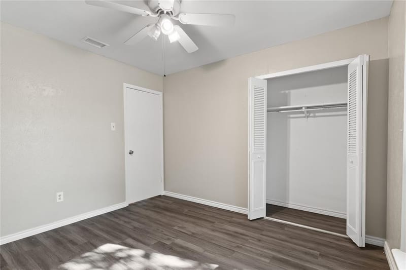 2200 Etain Road, Irving TX 75060 - Photo 12