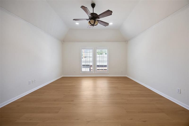 5107 Scarborough Lane, Dallas TX 75287 - Photo 25