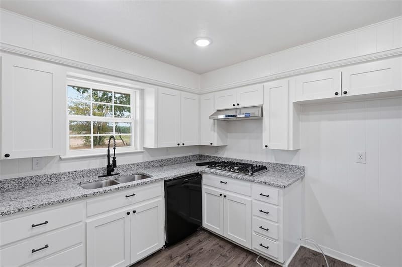 1024 Arbor Vista Drive, Azle TX 76020 - Photo 8