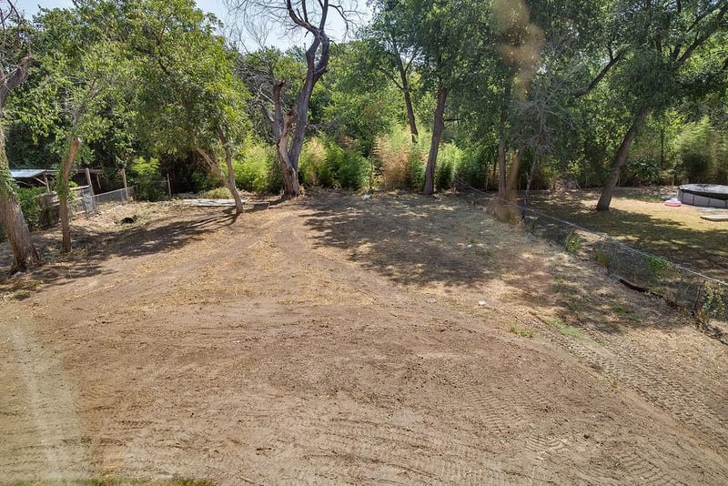 620 Alameda Road, Azle TX 76020 - Photo 32