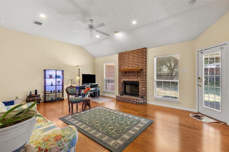 2800 Comanche Trail, Waco TX 76712 - Photo 25
