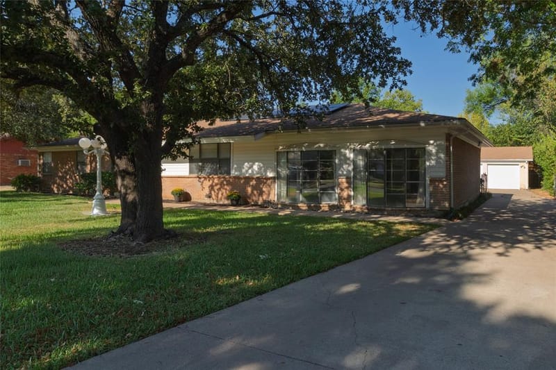 3613 Jonette Drive, Richland Hills TX 76118 - Photo 2