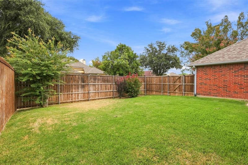 2126 Greenstone Trail, Carrollton TX 75010 - Photo 24