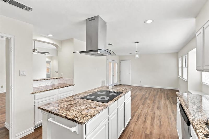 2126 Greenstone Trail, Carrollton TX 75010 - Photo 11