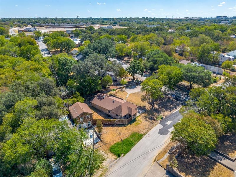6940 Hatch Road, Fort Worth TX 76135 - Photo 6