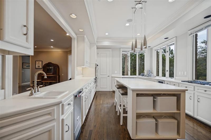 7744 Glen Albens Circle, Dallas TX 75225 - Photo 9