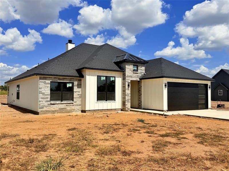 119 Skrivanek Road, Ennis TX 75119