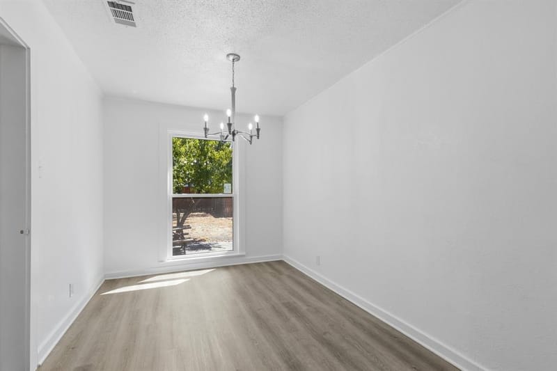 913 Tamara Lane, Grand Prairie TX 75051 - Photo 10