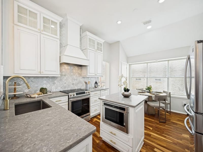 1697 Castle Rock Drive, Lewisville TX 75077 - Photo 12