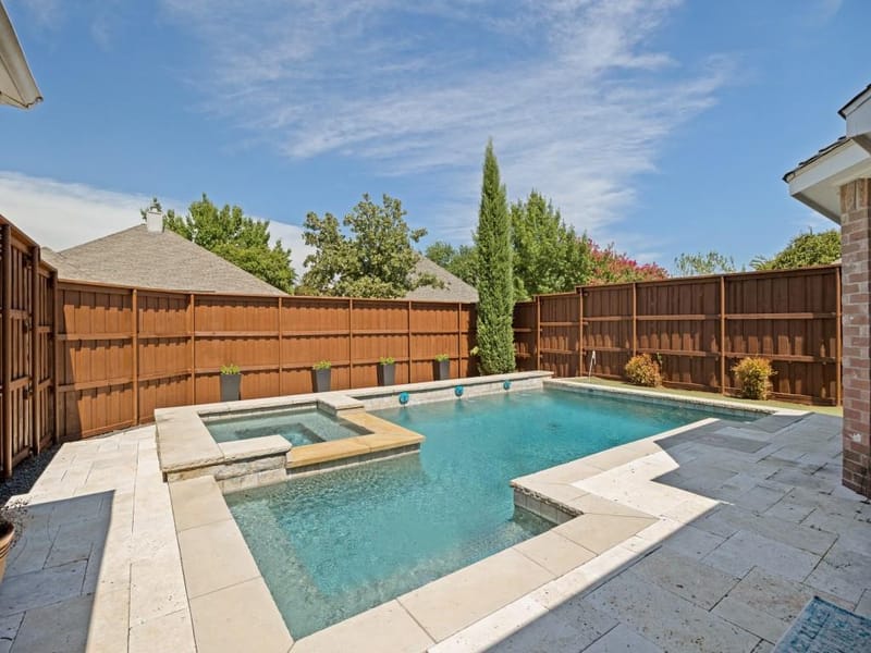1697 Castle Rock Drive, Lewisville TX 75077
