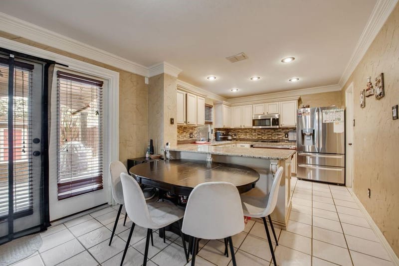 7602 Stanhope Lane, Arlington TX 76001 - Photo 11