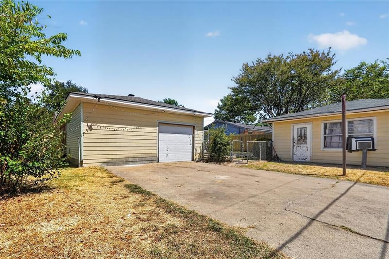 10014 Mesita Drive, Dallas TX 75217 - Photo 27