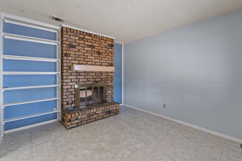 3016 E Renfro Street, Burleson TX 76028 - Photo 6