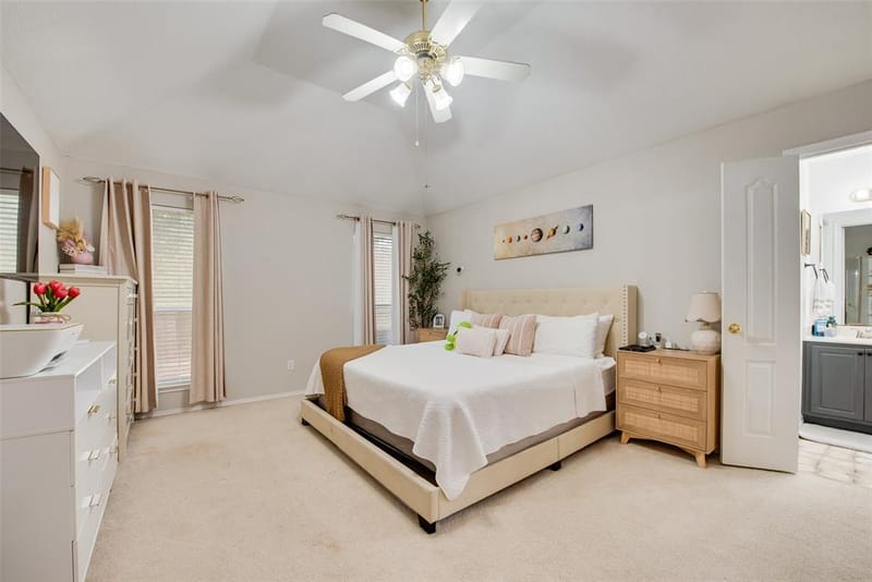 5505 Gessner Court, Arlington TX 76018 - Photo 17