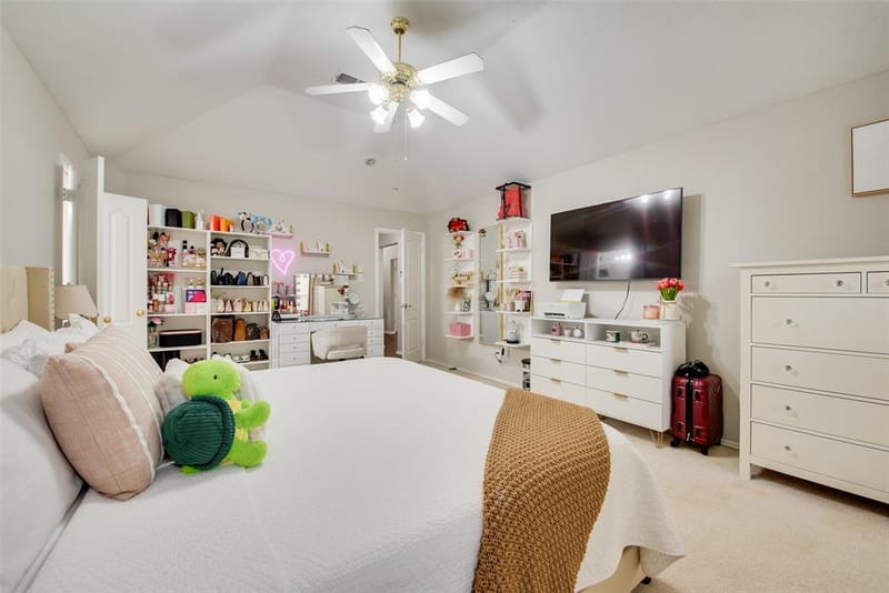 5505 Gessner Court, Arlington TX 76018 - Photo 18