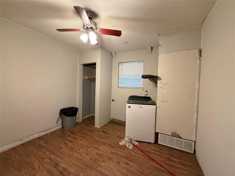 902 Milky Way, Garland TX 75040 - Photo 14