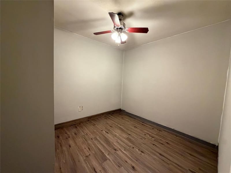 902 Milky Way, Garland TX 75040 - Photo 15