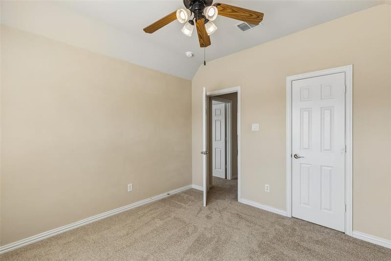 4313 Kestrel Way, Carrollton TX 75010 - Photo 24