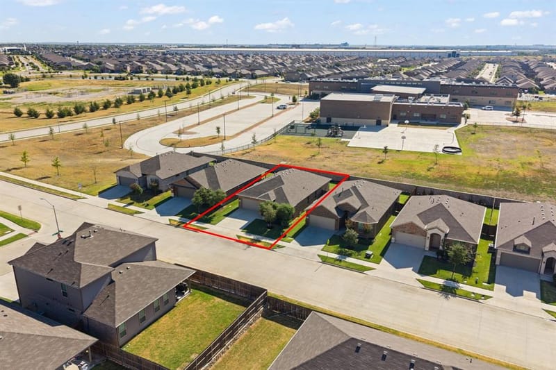 15736 Redgrave Drive, Fort Worth TX 76247 - Photo 33