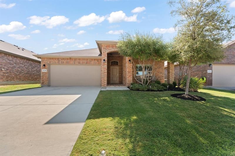 15736 Redgrave Drive, Fort Worth TX 76247 - Photo 39