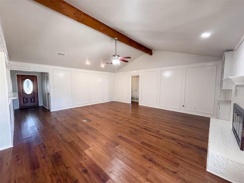 1208 Hillcrest Drive, Euless TX 76039 - Photo 6