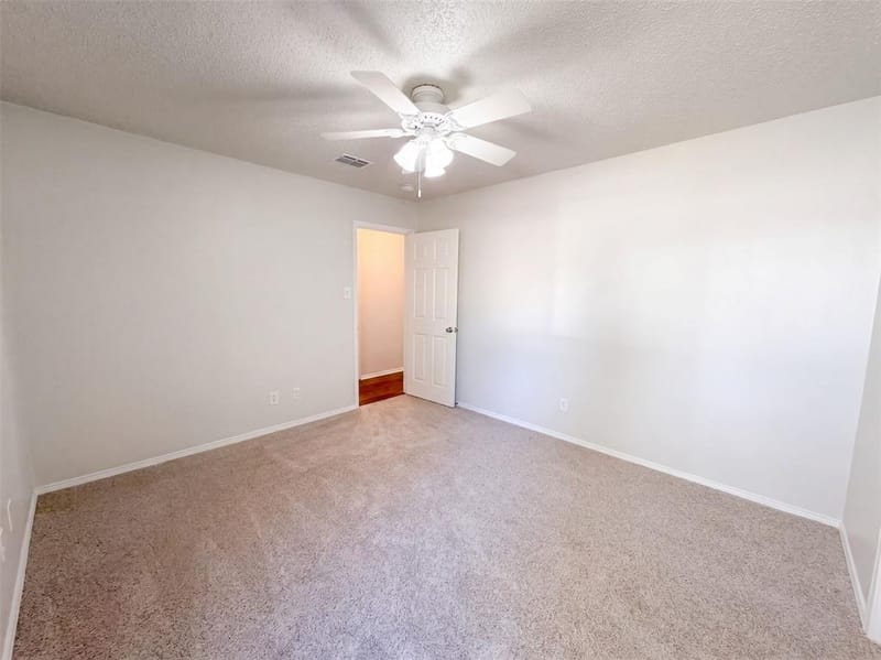 1208 Hillcrest Drive, Euless TX 76039 - Photo 16