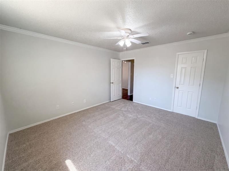 1208 Hillcrest Drive, Euless TX 76039 - Photo 14