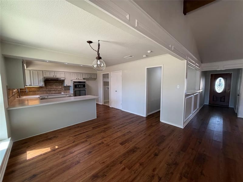 1208 Hillcrest Drive, Euless TX 76039 - Photo 8