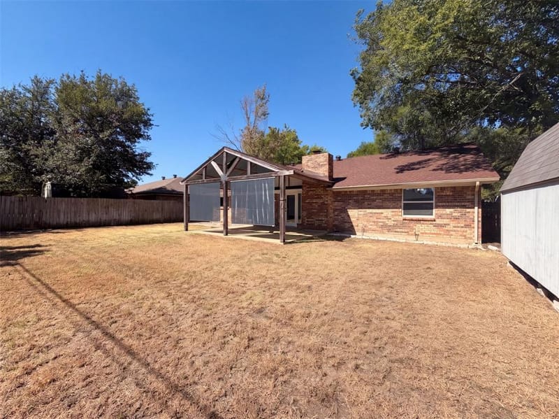 1208 Hillcrest Drive, Euless TX 76039 - Photo 25