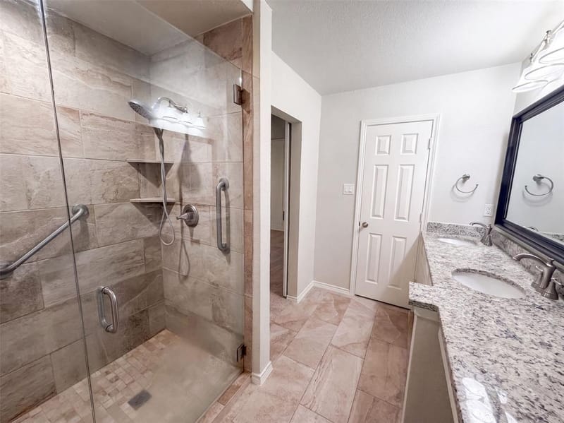 1208 Hillcrest Drive, Euless TX 76039 - Photo 21