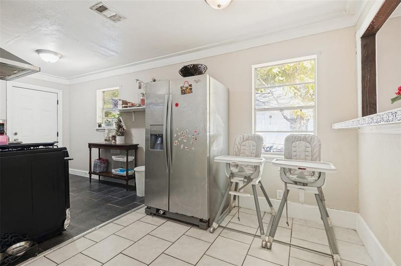 2421 Boyd Street, Dallas TX 75224 - Photo 2