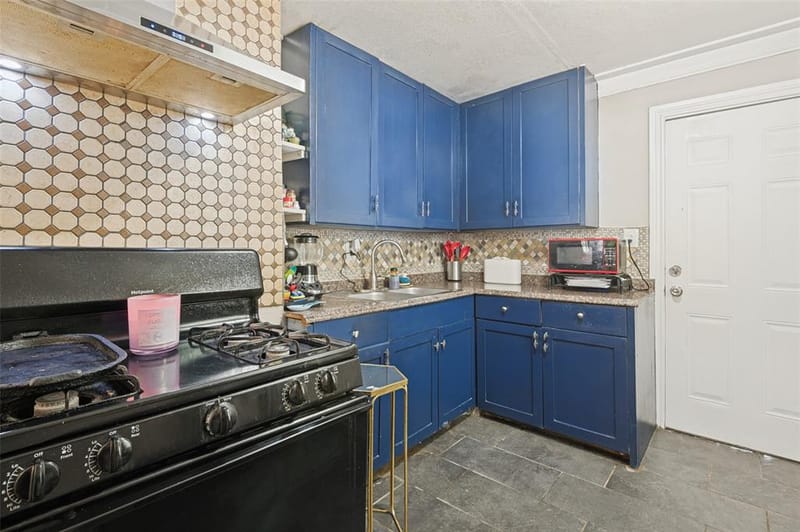 2421 Boyd Street, Dallas TX 75224 - Photo 3