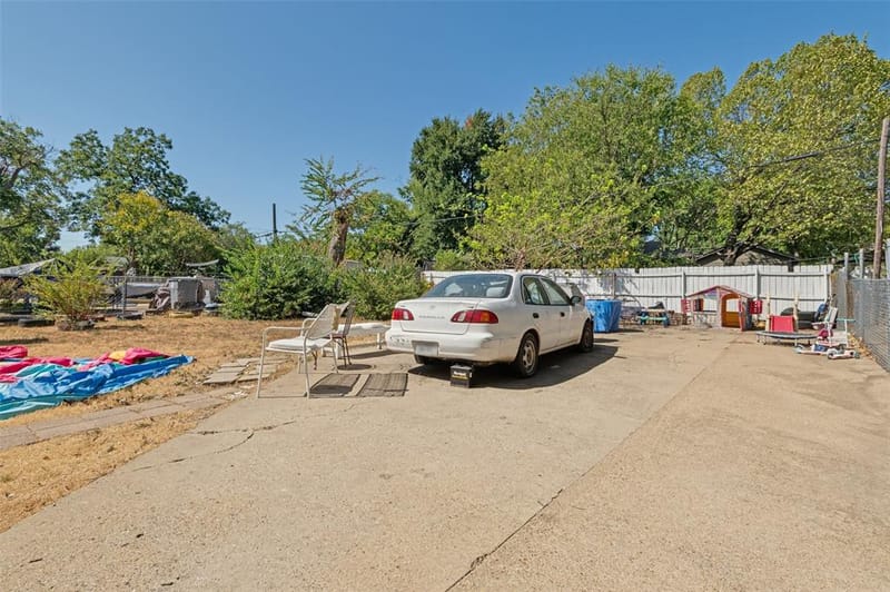 2421 Boyd Street, Dallas TX 75224 - Photo 25