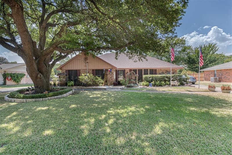 302 Johnson Street, Seagoville TX 75159
