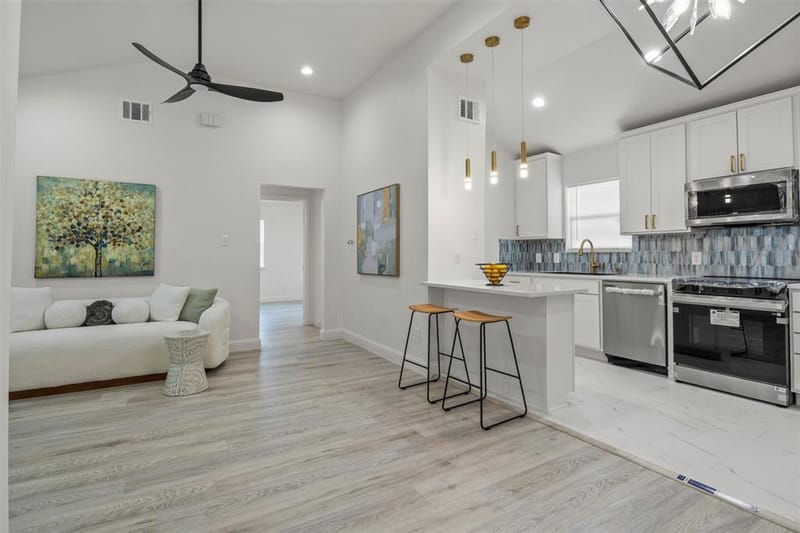 2406 Jennings Avenue, Dallas TX 75216 - Photo 11