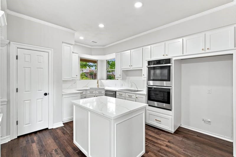 4705 Villa Vera Drive, Arlington TX 76017 - Photo 9