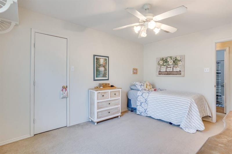 161 Adams Drive, Crowley TX 76036 - Photo 34