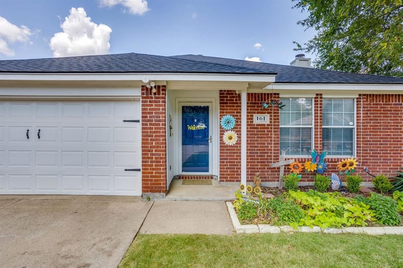 161 Adams Drive, Crowley TX 76036 - Photo 4